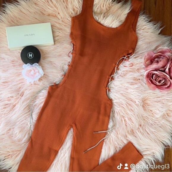 Inmodell jumpsuit with neckline on the sides and crystal ribbon detail, new - Picture 8 of 8
